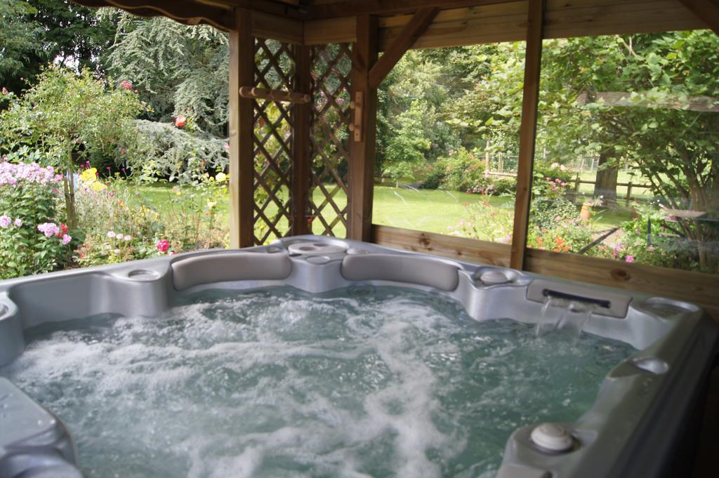 Hotel Le Paddock Du Val De Lys à Blessy Extérieur photo